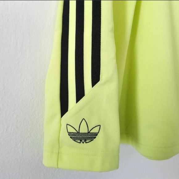 Neon Adidas Tennis skirt NWT - Picture 3 of 6